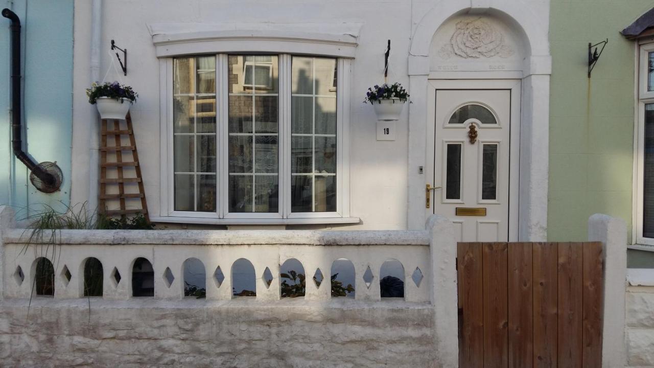 White Rose Cottage Уестън сюпър Меър Екстериор снимка